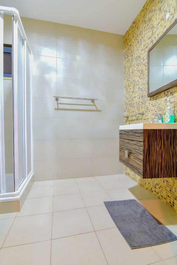 Stunning Villa With Pool البوفيرا المظهر الخارجي الصورة