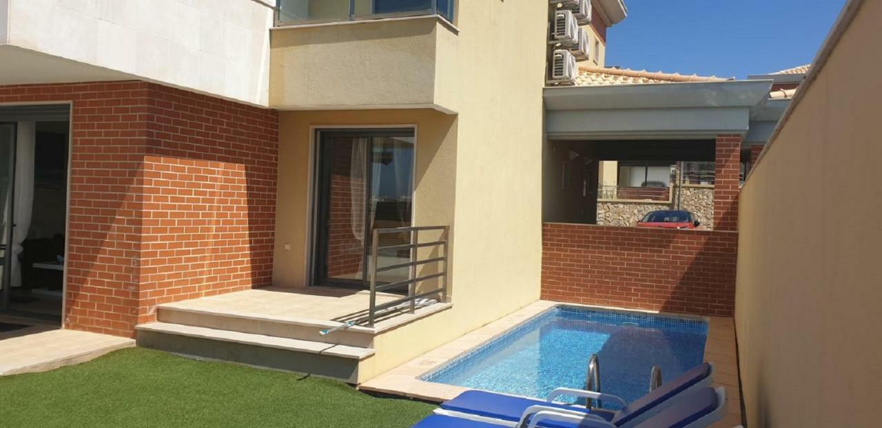 Stunning Villa With Pool البوفيرا المظهر الخارجي الصورة